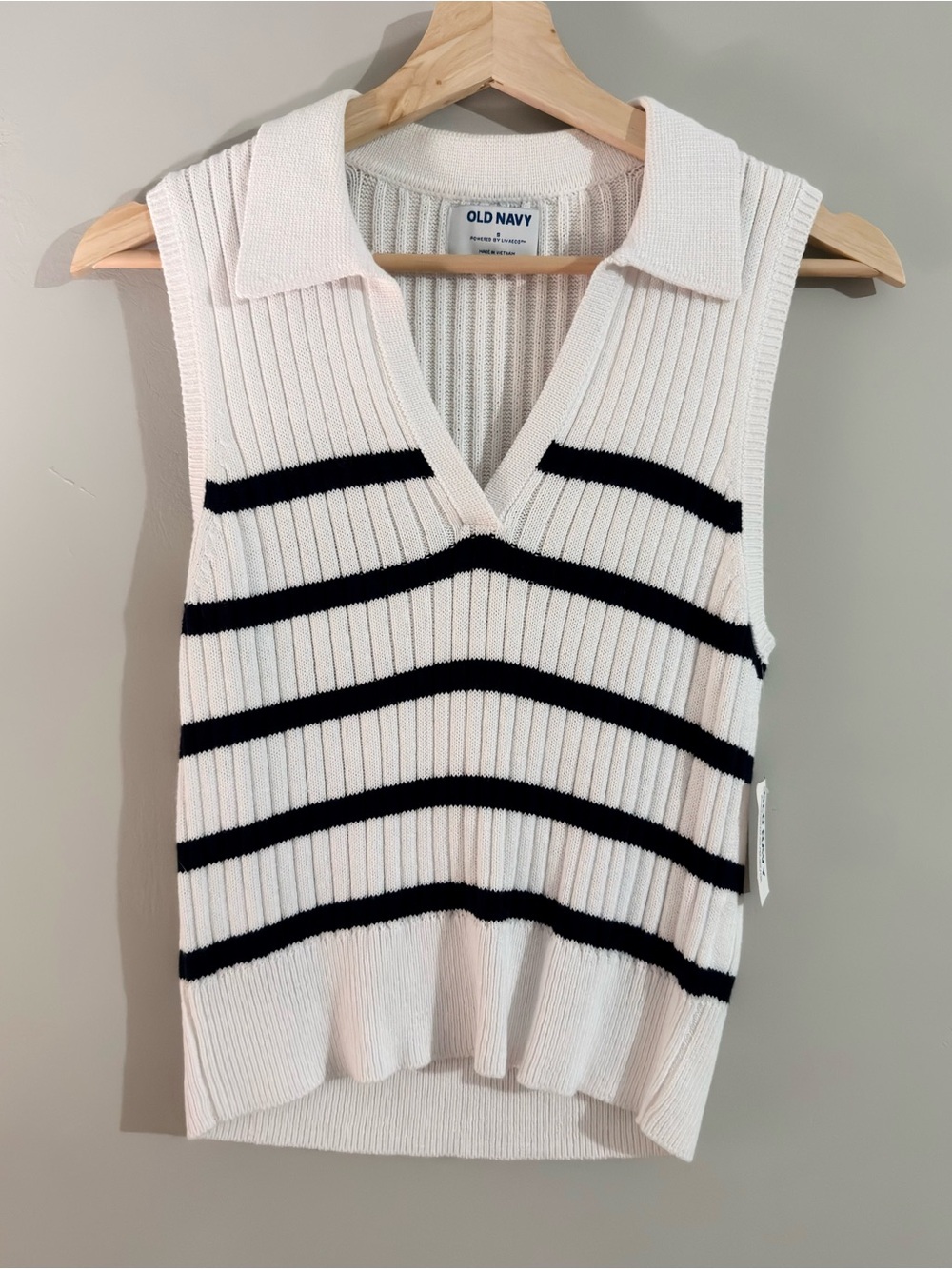 NEW, Old Navy Striped V-Neck Sweater Vest Polo in White and Navy Blue